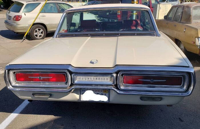 1964 Ford Thunderbird