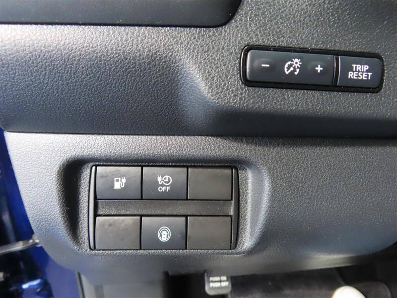 2023 Nissan LEAF S