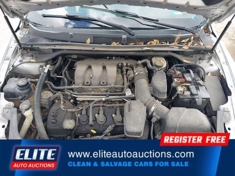 2015 Ford Taurus SEL
