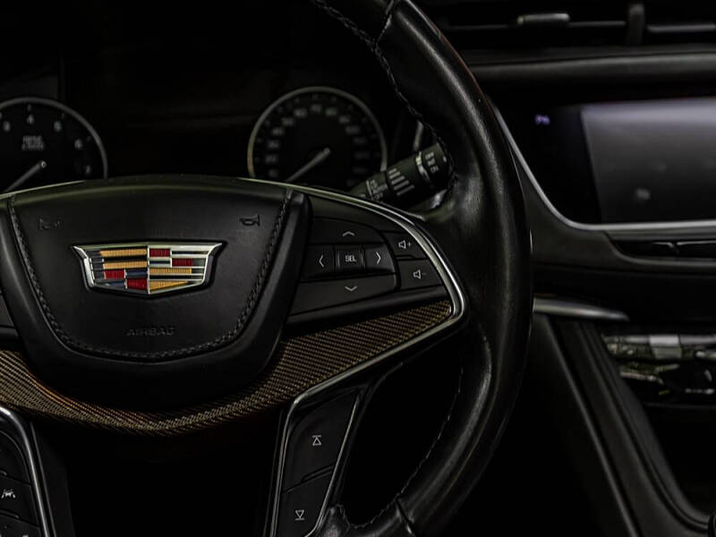 2018 Cadillac XT5 Platinum