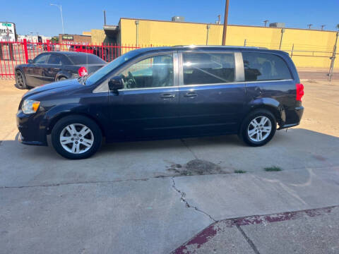 2011 Dodge Grand Caravan for sale at FIRST CHOICE MOTORS in Lubbock TX