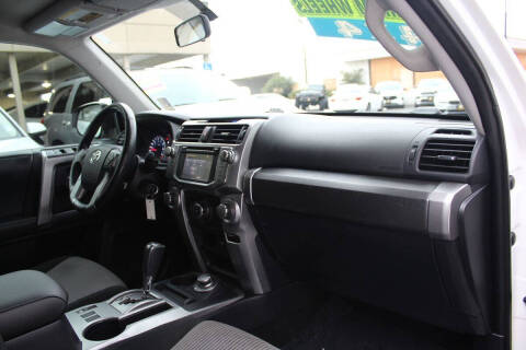 2018 Toyota 4Runner SR5