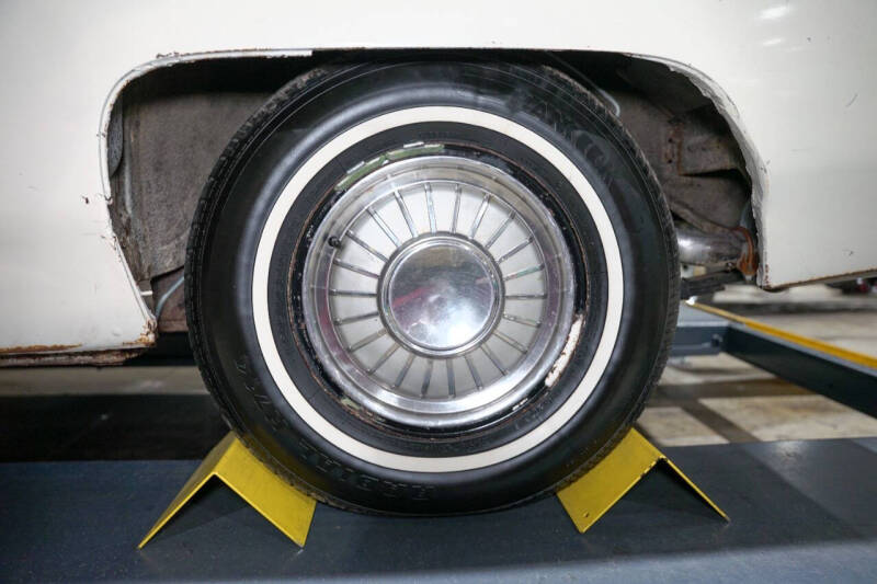 1963 Ford Thunderbird