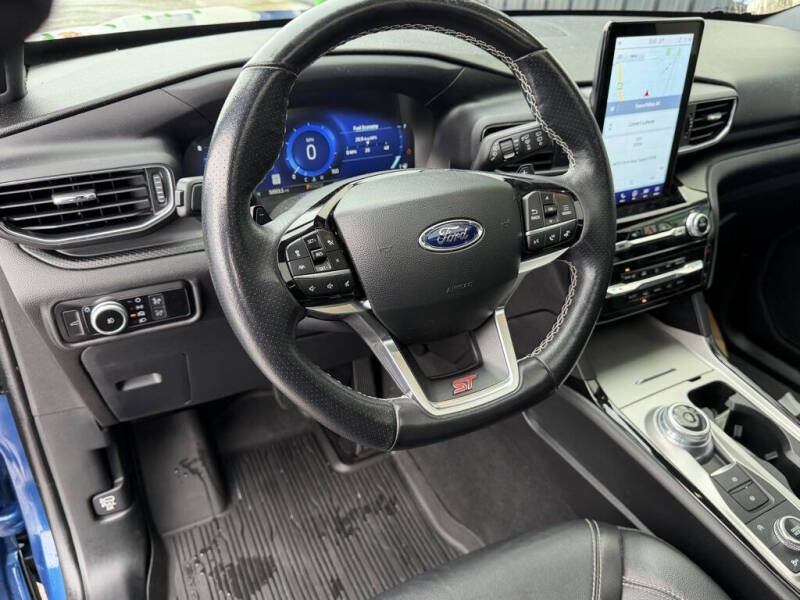 2022 Ford Explorer ST