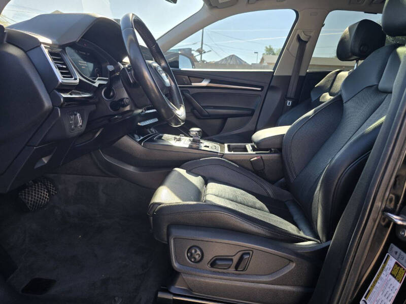 2018 Audi Q5 2.0T quattro Premium Plus