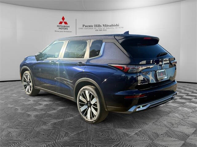 2026 Mitsubishi Outlander SE