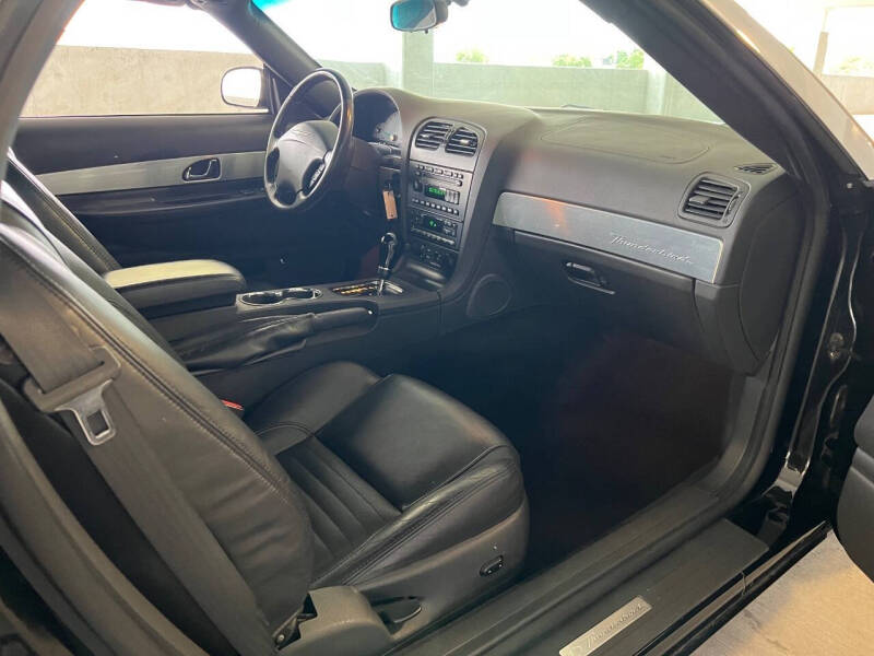 2002 Ford Thunderbird Deluxe