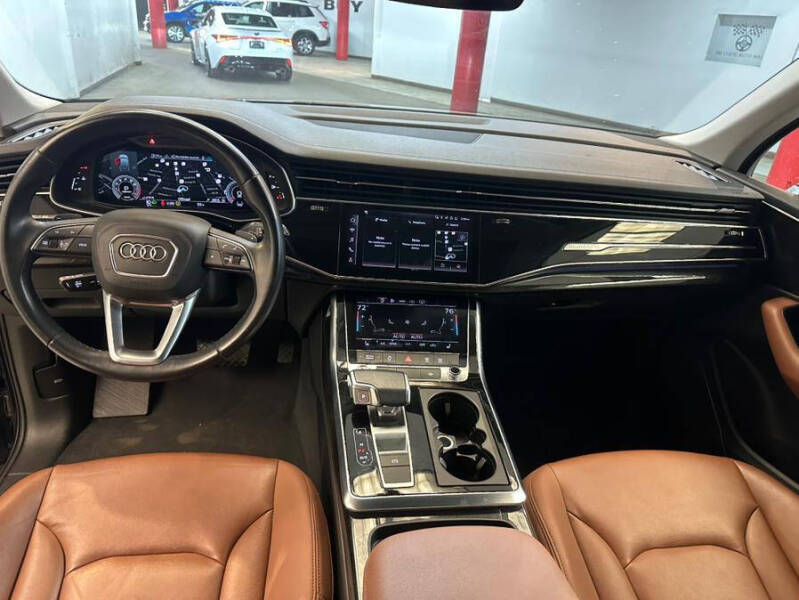 2023 Audi Q7 quattro Premium 55 TFSI