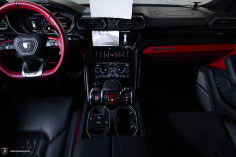 2023 Lamborghini Urus S