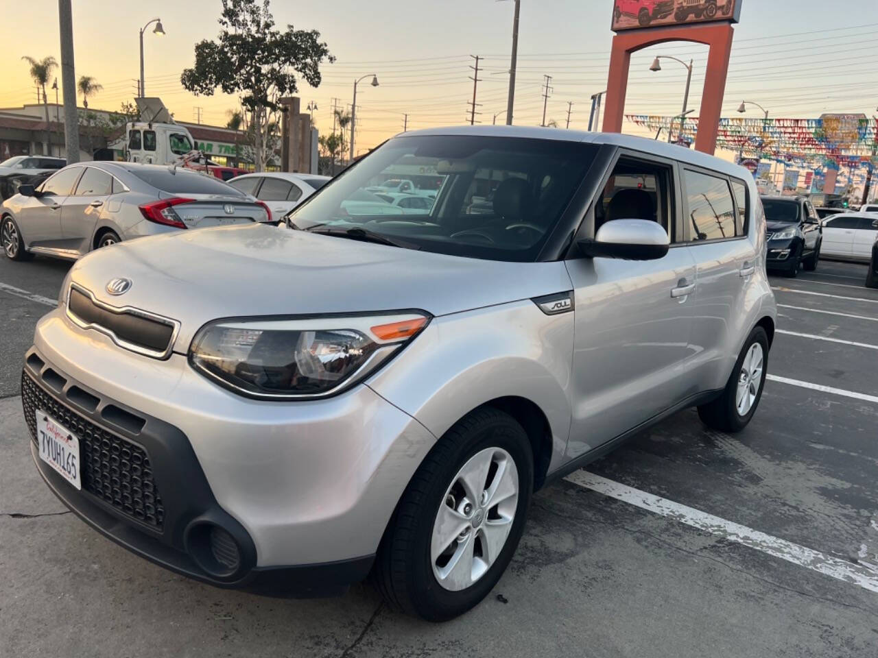 2016 Kia Soul for sale at Unique Auto Sales, Inc. in Bell, CA