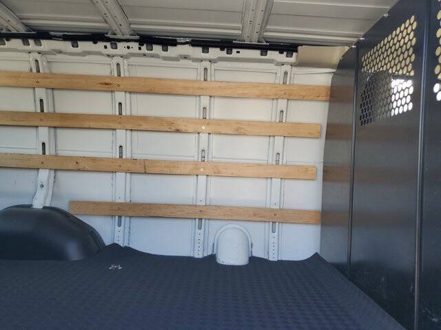 2024 Chevrolet Express 2500