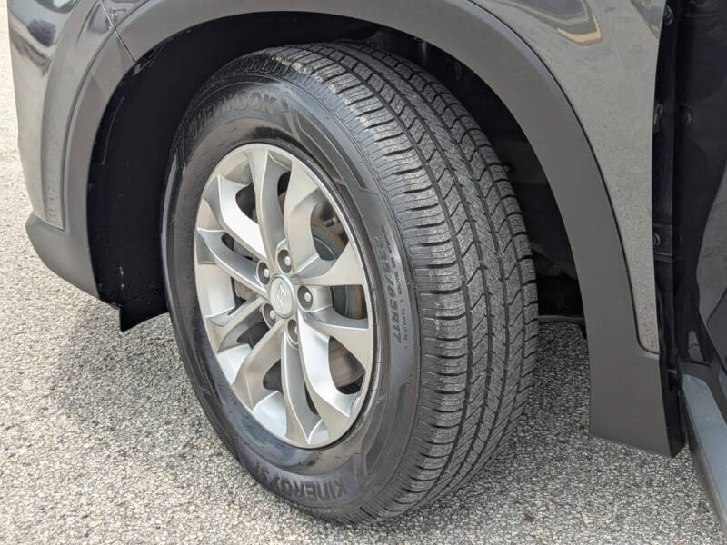 2020 Hyundai Santa Fe SE