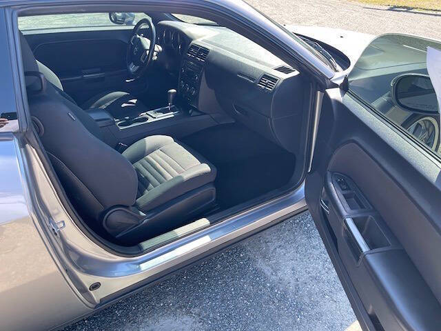 2013 Dodge Challenger SXT