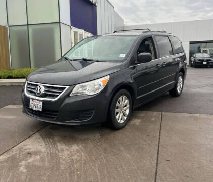2012 Volkswagen Routan