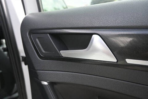 2019 Volkswagen Golf R 4Motion