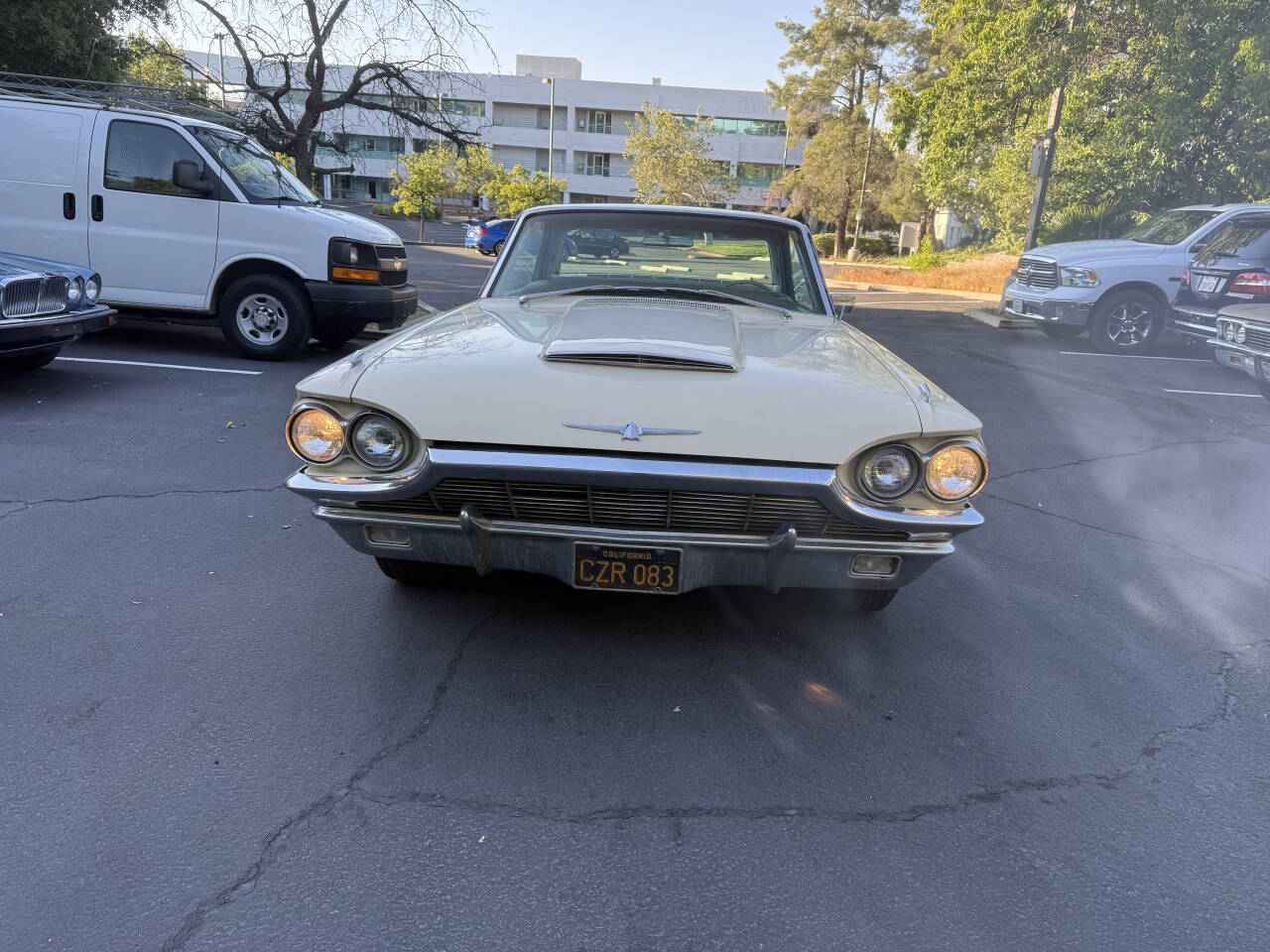Cream 1965 Ford Thunderbird 2