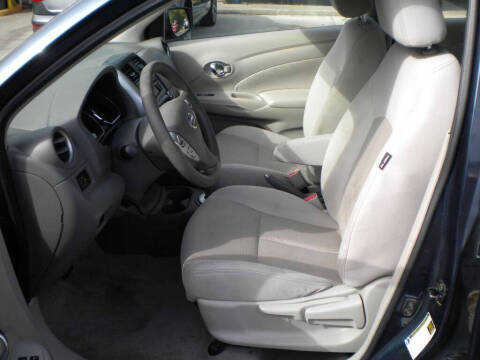 2016 Nissan Versa