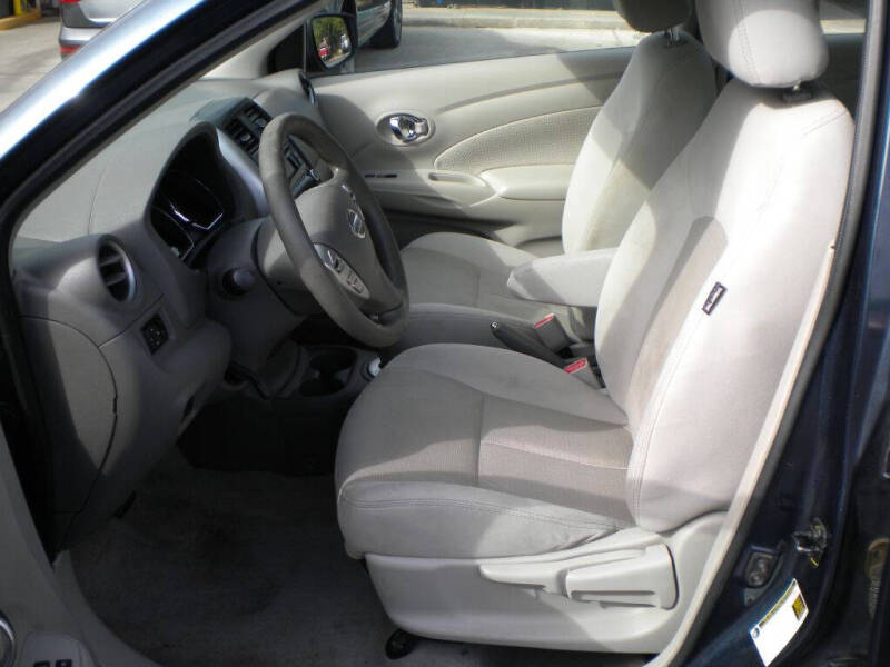 2016 Nissan Versa