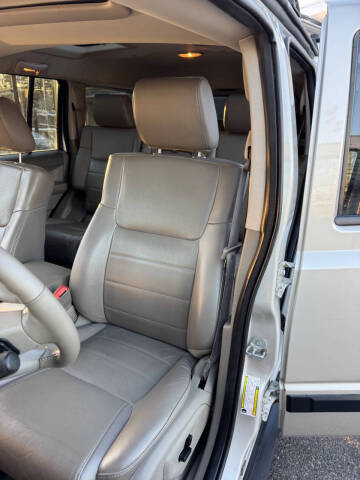 2008 Jeep Commander Sport