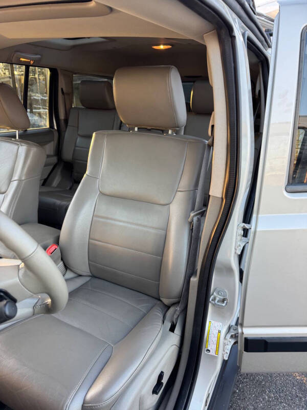 2008 Jeep Commander Sport