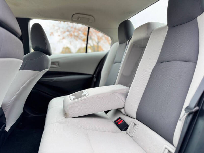 2022 Toyota Corolla LE