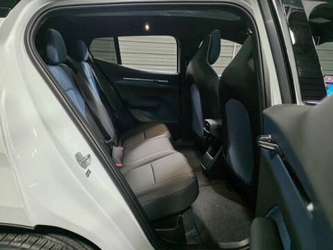 2025 Volvo EX30 Twin Plus