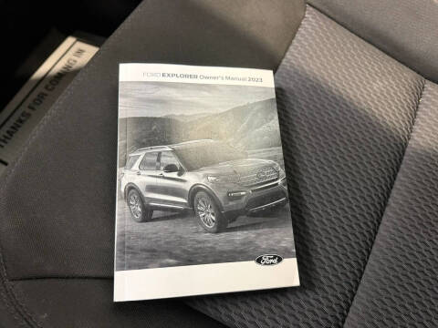 2023 Ford Explorer XLT