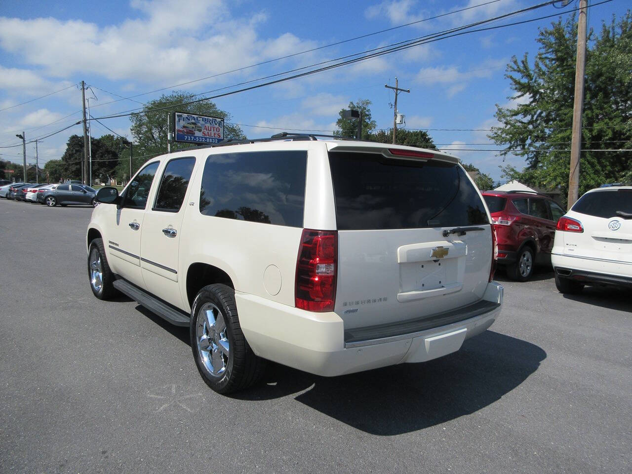 2013 Chevrolet Suburban for sale at FINAL DRIVE AUTO SALES INC in Shippensburg, PA