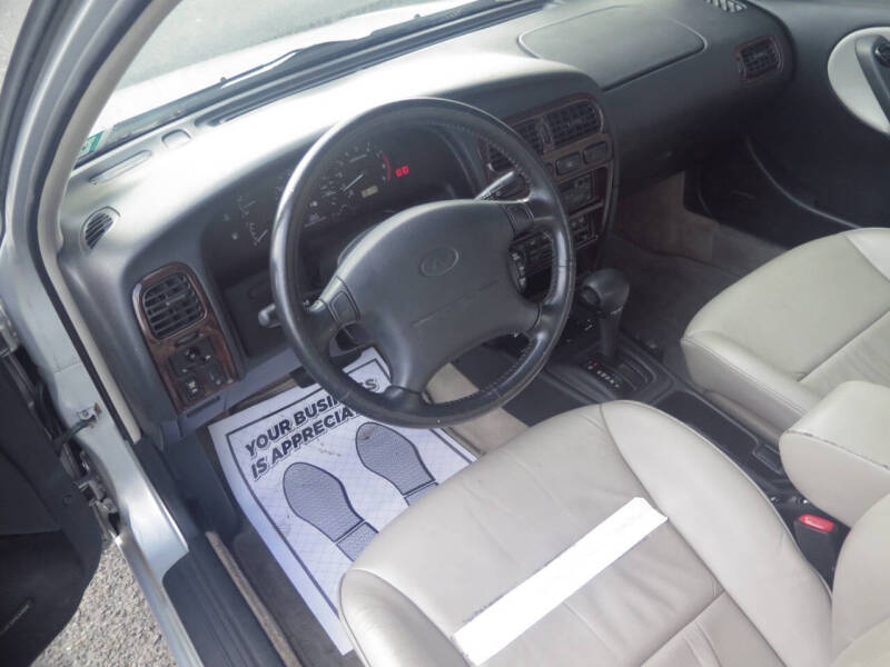 1996 Infiniti G20