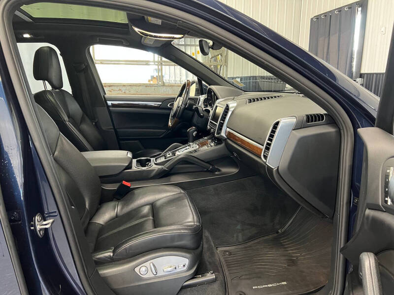 2012 Porsche Cayenne S