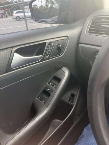 2016 Volkswagen Jetta