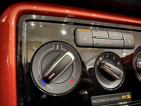 2019 Volkswagen Beetle Convertible 2.0T S