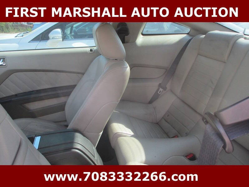 2010 Ford Mustang V6