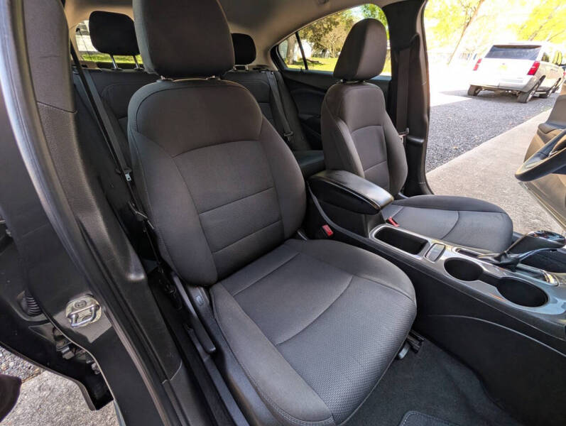 2018 Chevrolet Cruze LT Auto