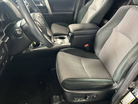 2019 Toyota 4Runner SR5