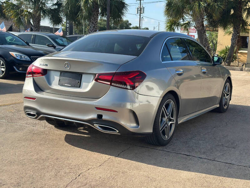2019 Mercedes-Benz A-Class A 220