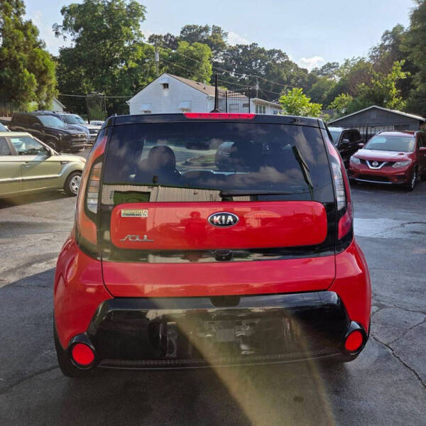 2016 Kia Soul +