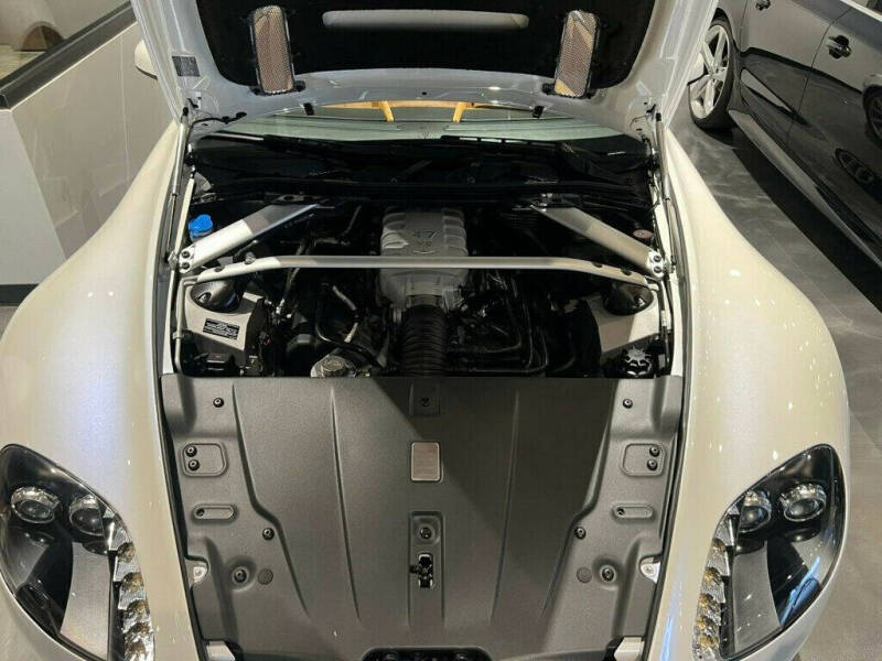 2013 Aston Martin V8 Vantage