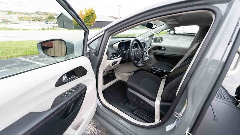 2020 Chrysler Pacifica Touring