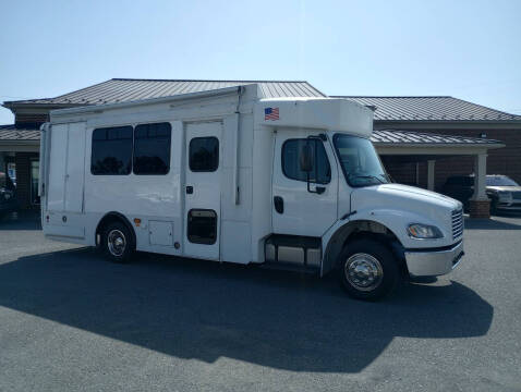2014 Freightliner M2 106
