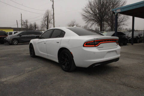 2017 Dodge Charger SXT