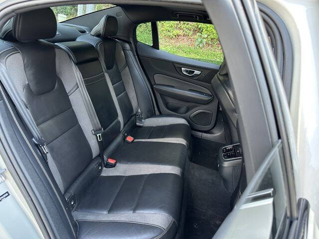 2020 Volvo S60 T5 R-Design