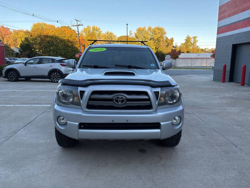2010 Toyota Tacoma Base's photo