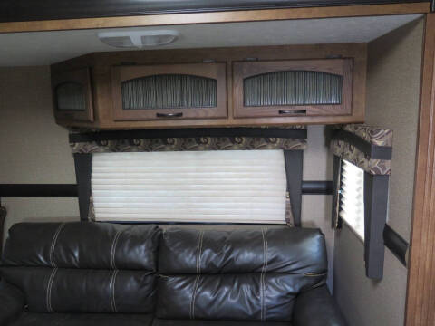 2015 Crossroads RV Zinger