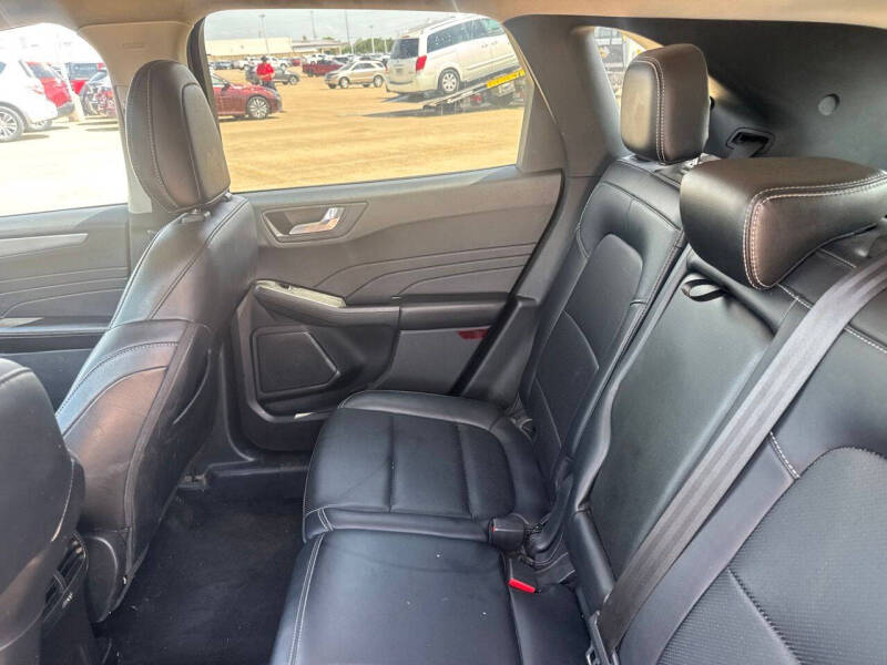 2021 Ford Escape SEL