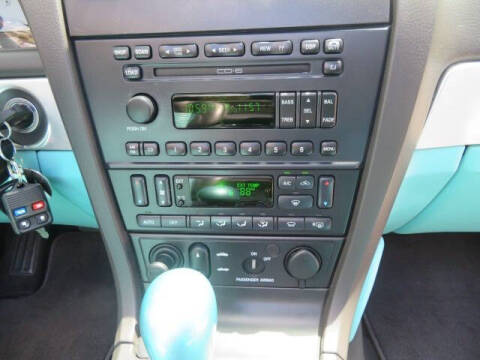 2002 Ford Thunderbird Deluxe
