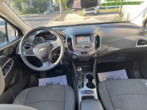 2017 Chevrolet Cruze LT Auto