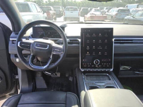 2025 GMC Sierra EV Denali