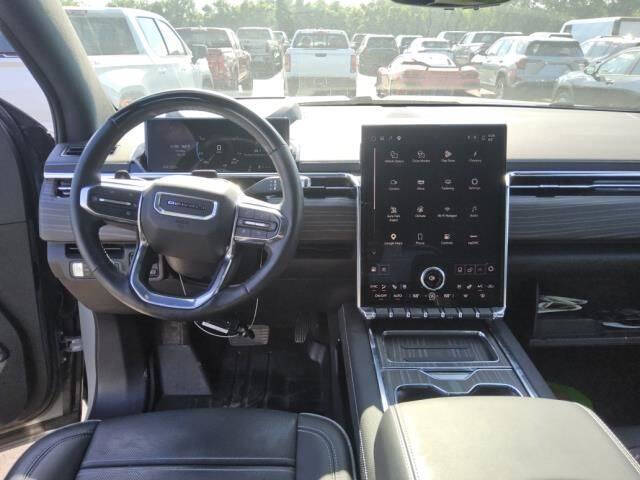2025 GMC Sierra EV Denali