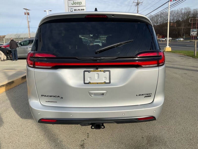 2026 Chrysler Pacifica Limited